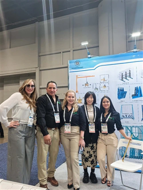 Dinganda Concludes Successful Participation At 2025 Orlando International Gla...